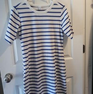 Old navy medium striped sress